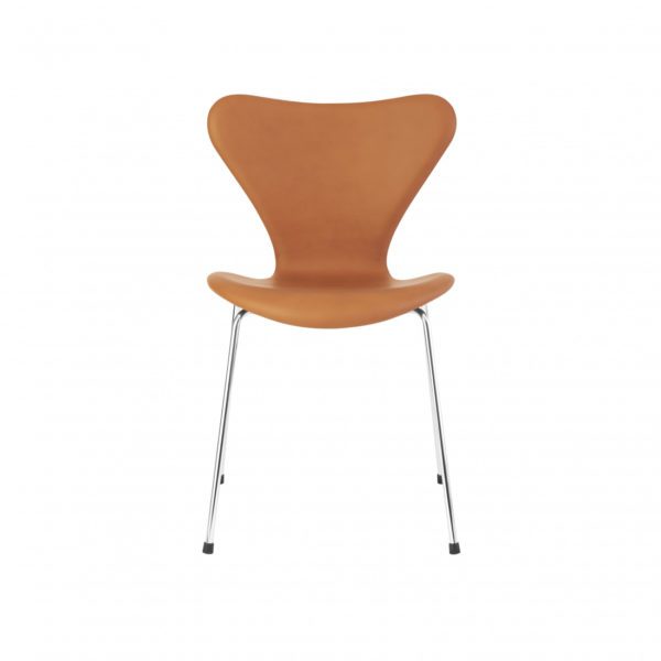 arne-jacobsen-7-er-stol-elegance-cognac-forfra